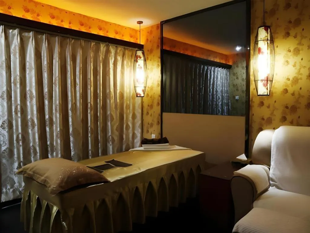 Landmark International Hotel Nanwan Zhuhai 4*,  China